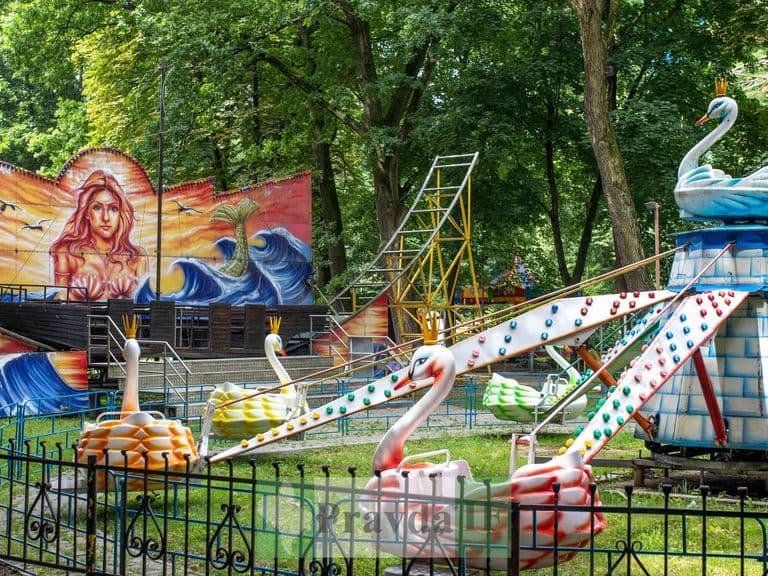 Франківському парку атракціонів виповнюється 27 років